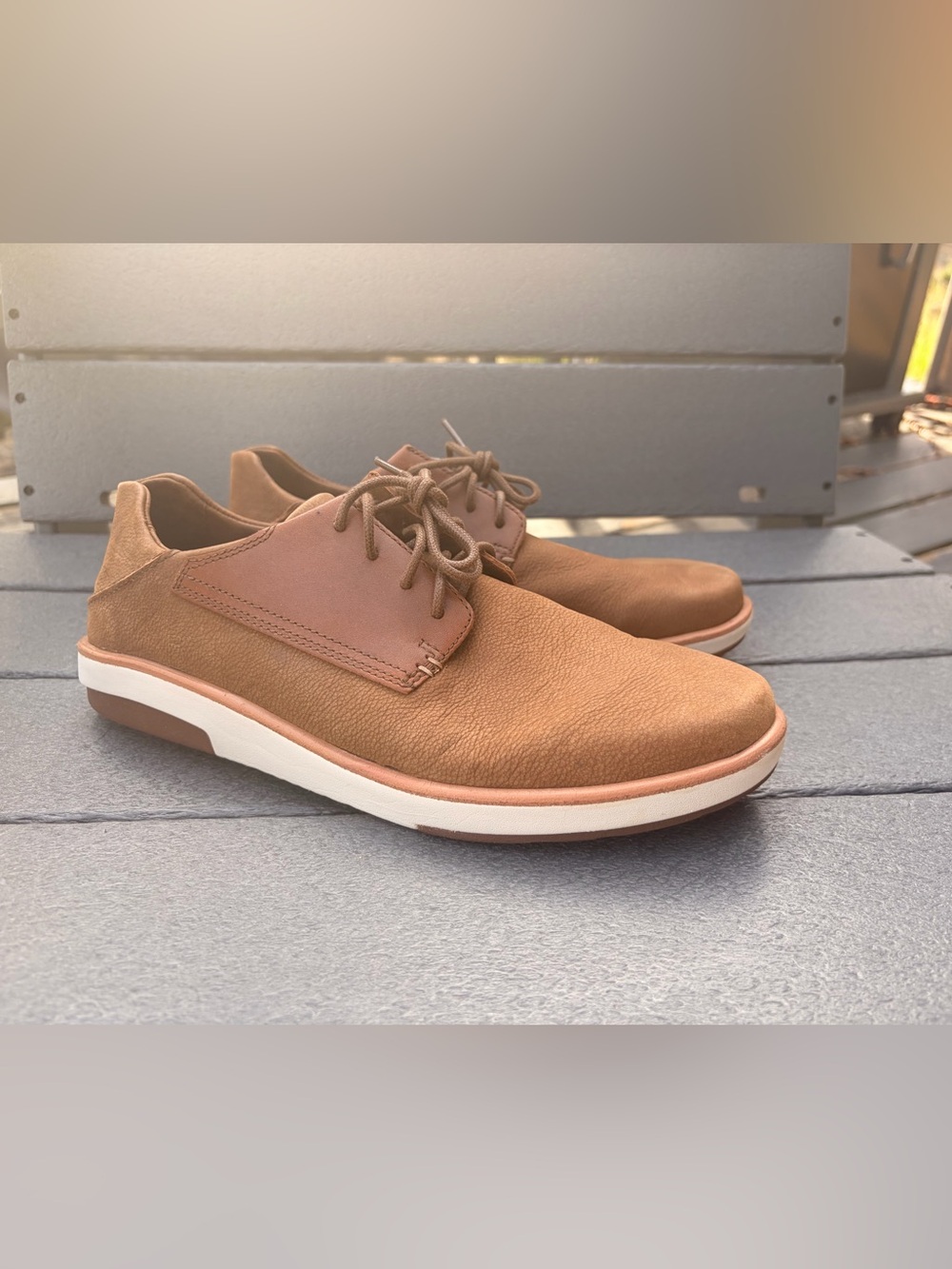 OlaKai Kalia Li Leather Sneakers with Collapsible Heel Mens size 9